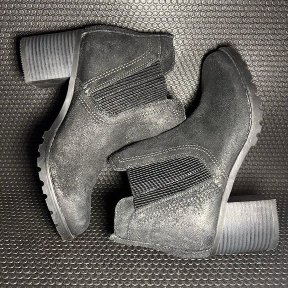 Clarks Leda Up Heeled Ankle Boots Black Suede Comfort Shoes Womens Size 7.5 - Picture 5 of 8